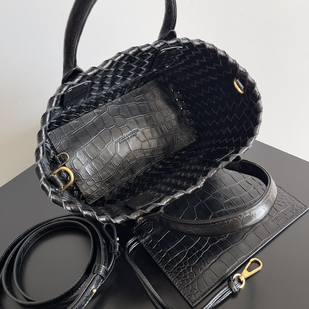 Bottega Veneta Shopping Bags